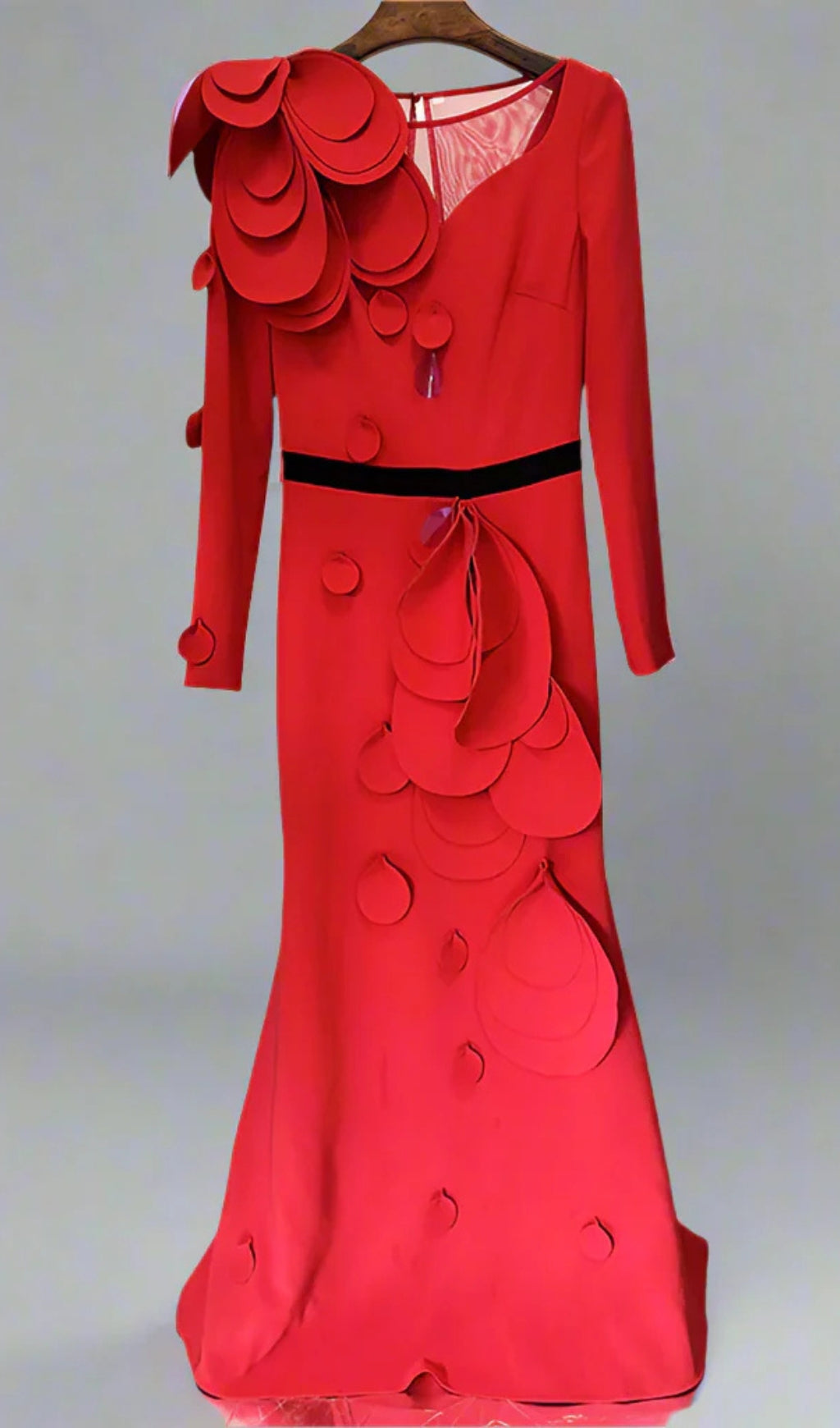 FLORAL BELTED MAXI DRESS IN RED