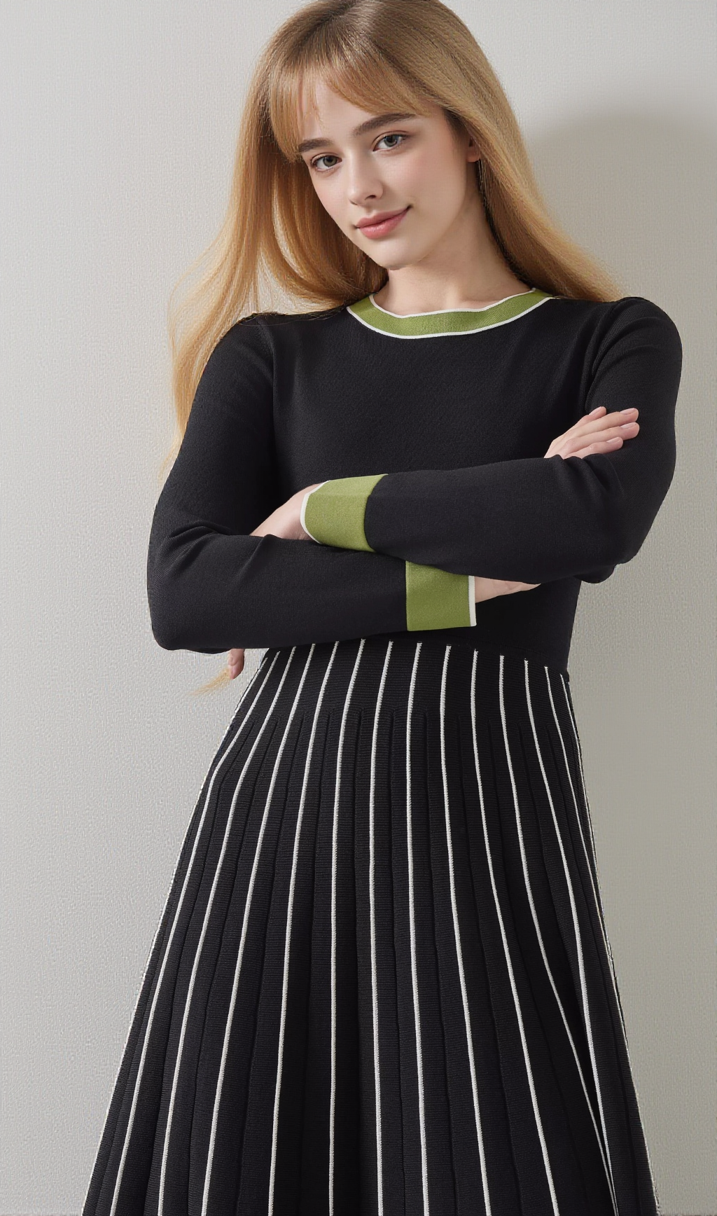 Mehrfarbiges Strick-Midikleid in Schwarz