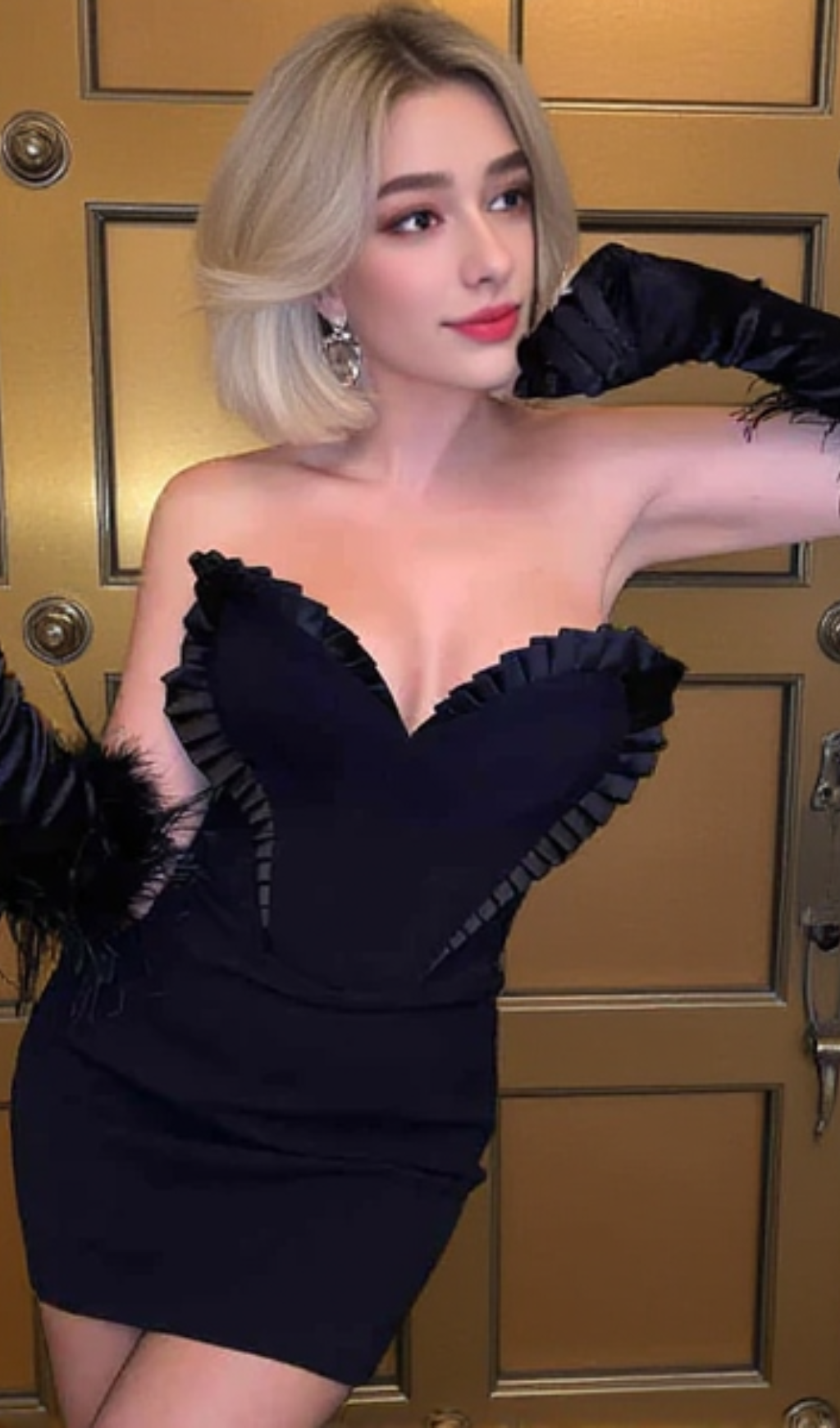 schwarzes ärmelloses, figurbetontes Bandage-Minikleid mit Cut-Outs
