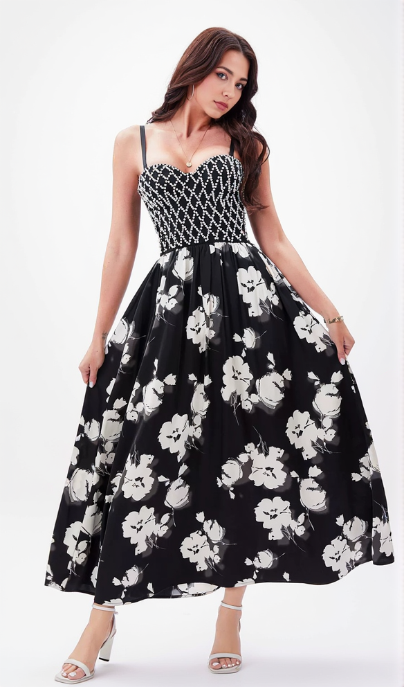SCHWARZES MAXIKLEID MIT PERLEN UND BLUMEN