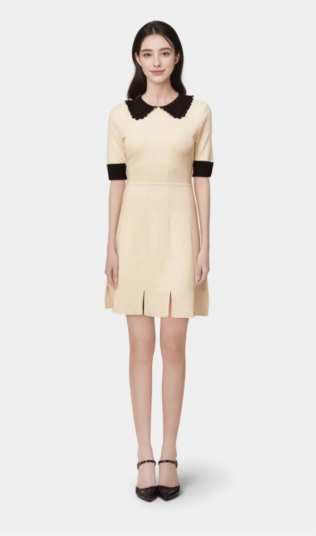 Andréa weißes Strick-Minikleid mit Schlitz am Saum