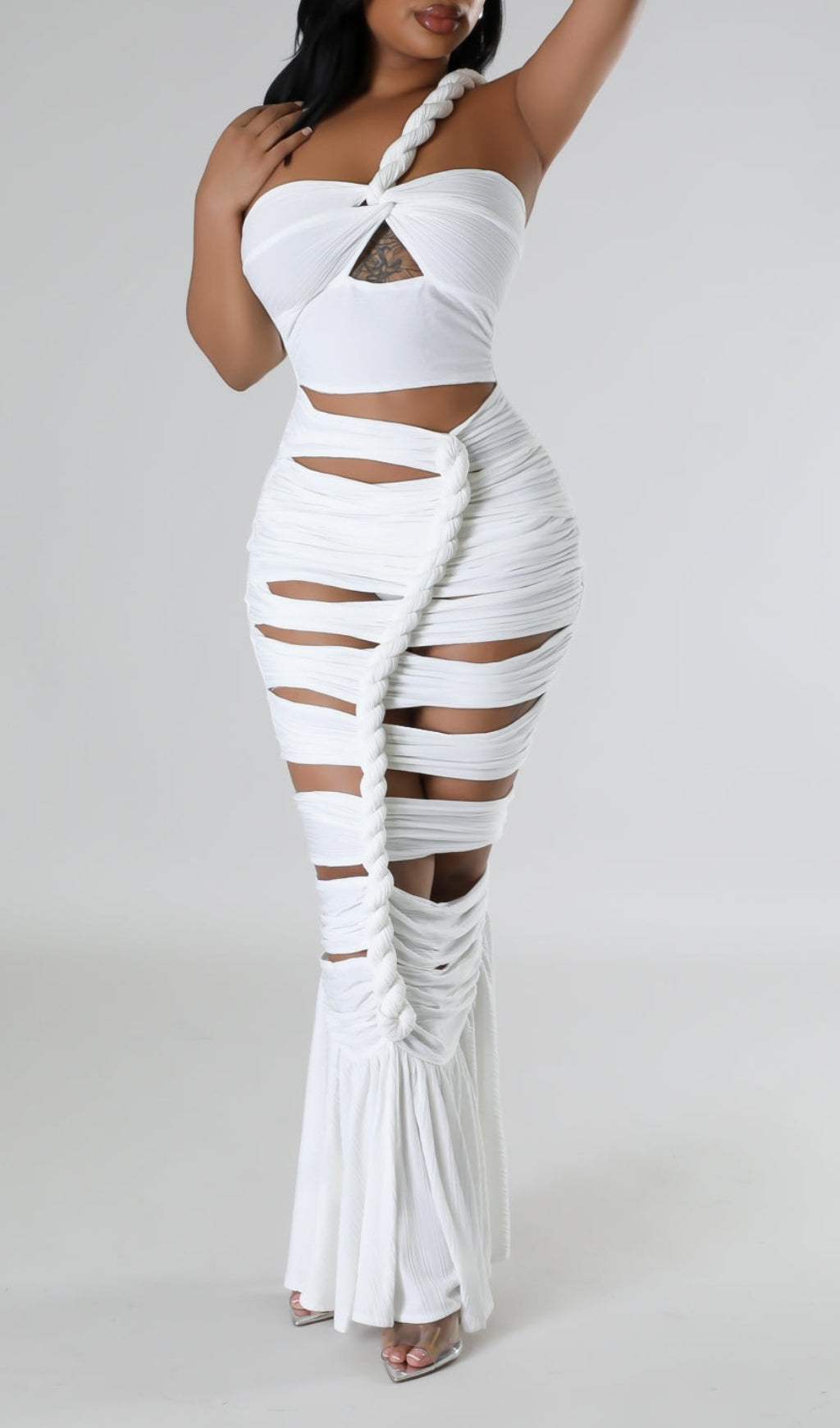 ONE-SHOULDER-MIDI-KLEID IN WEISS