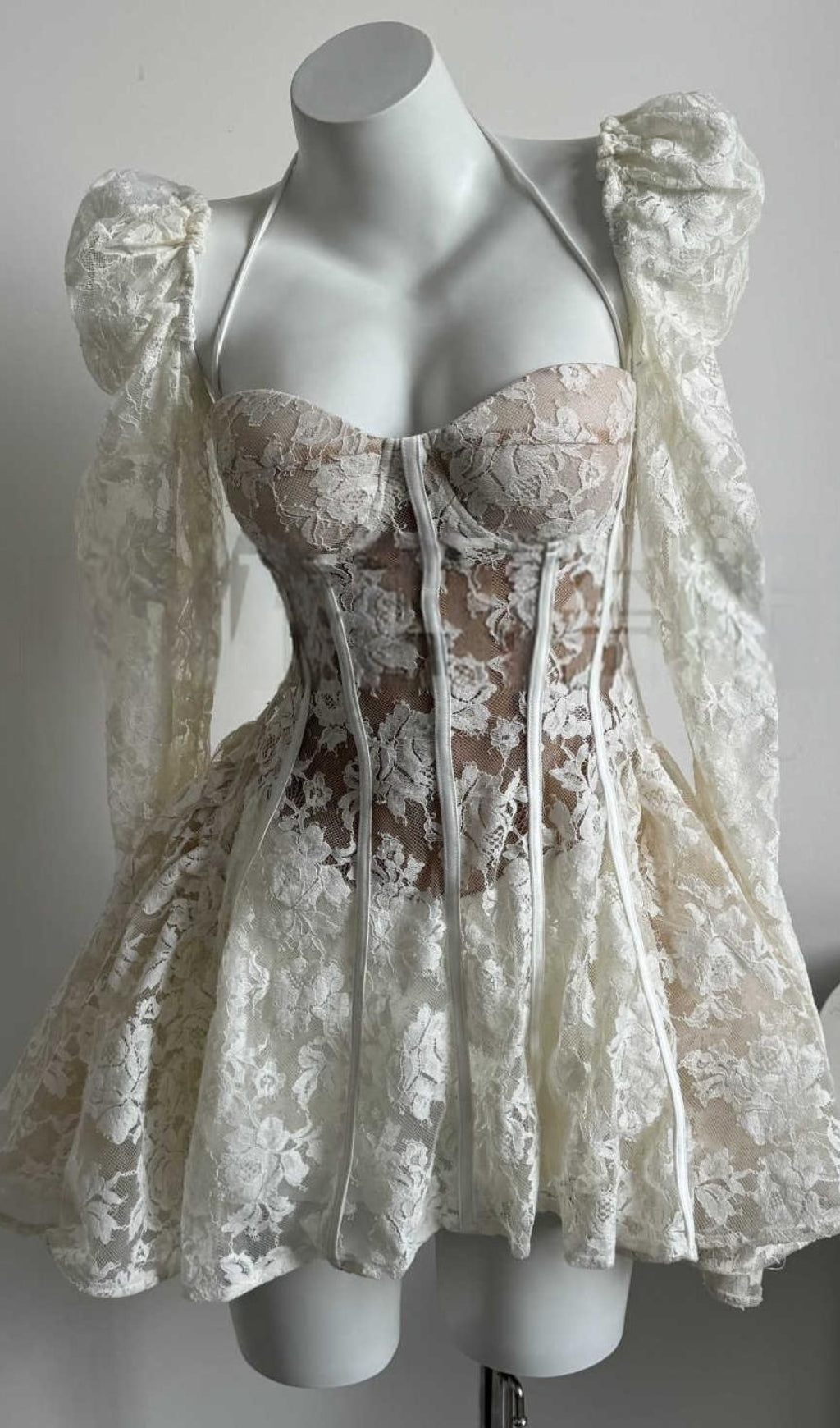 MINI ABITO CON CORSETTO IN PIZZO CAITLYN