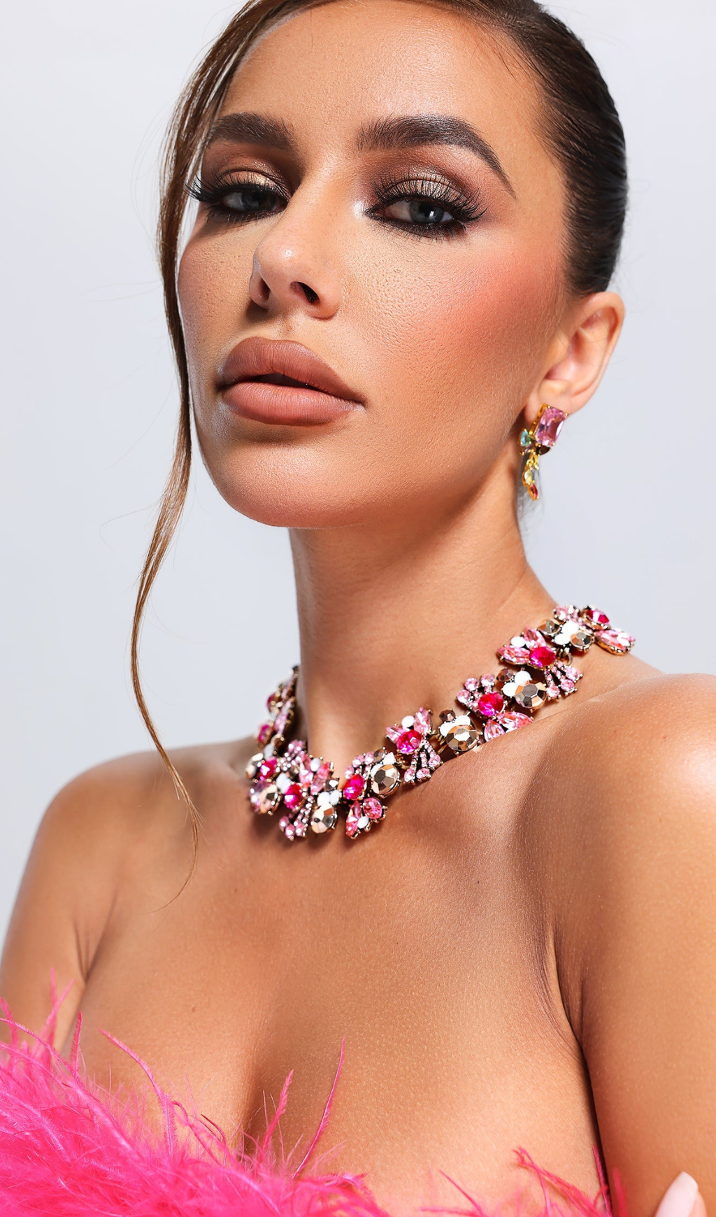 MATTEY RHINESTONE NECKLACE