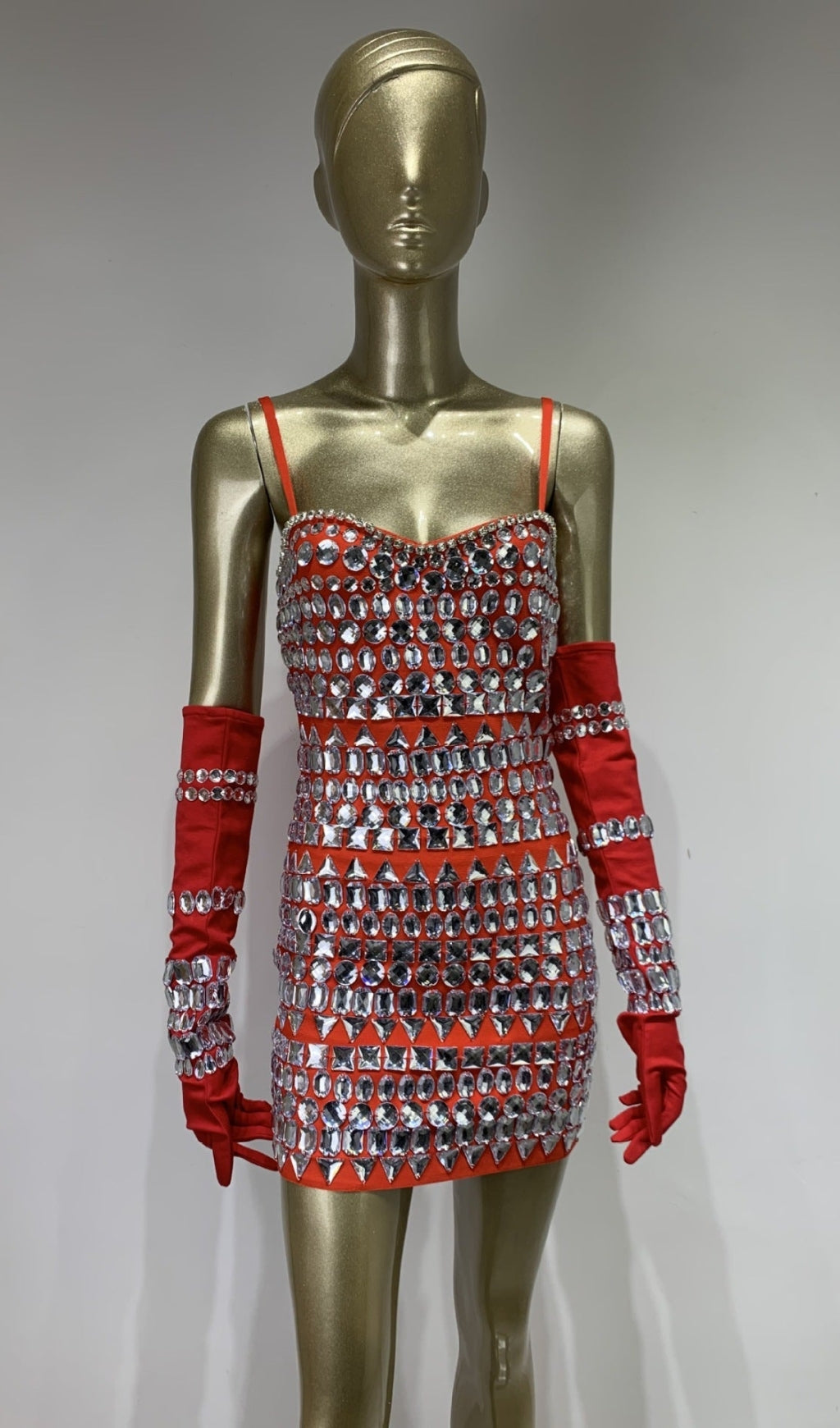 CRYSTAL EMBELLISHED BANDAGE DRESS WITH GLOVES IN RED