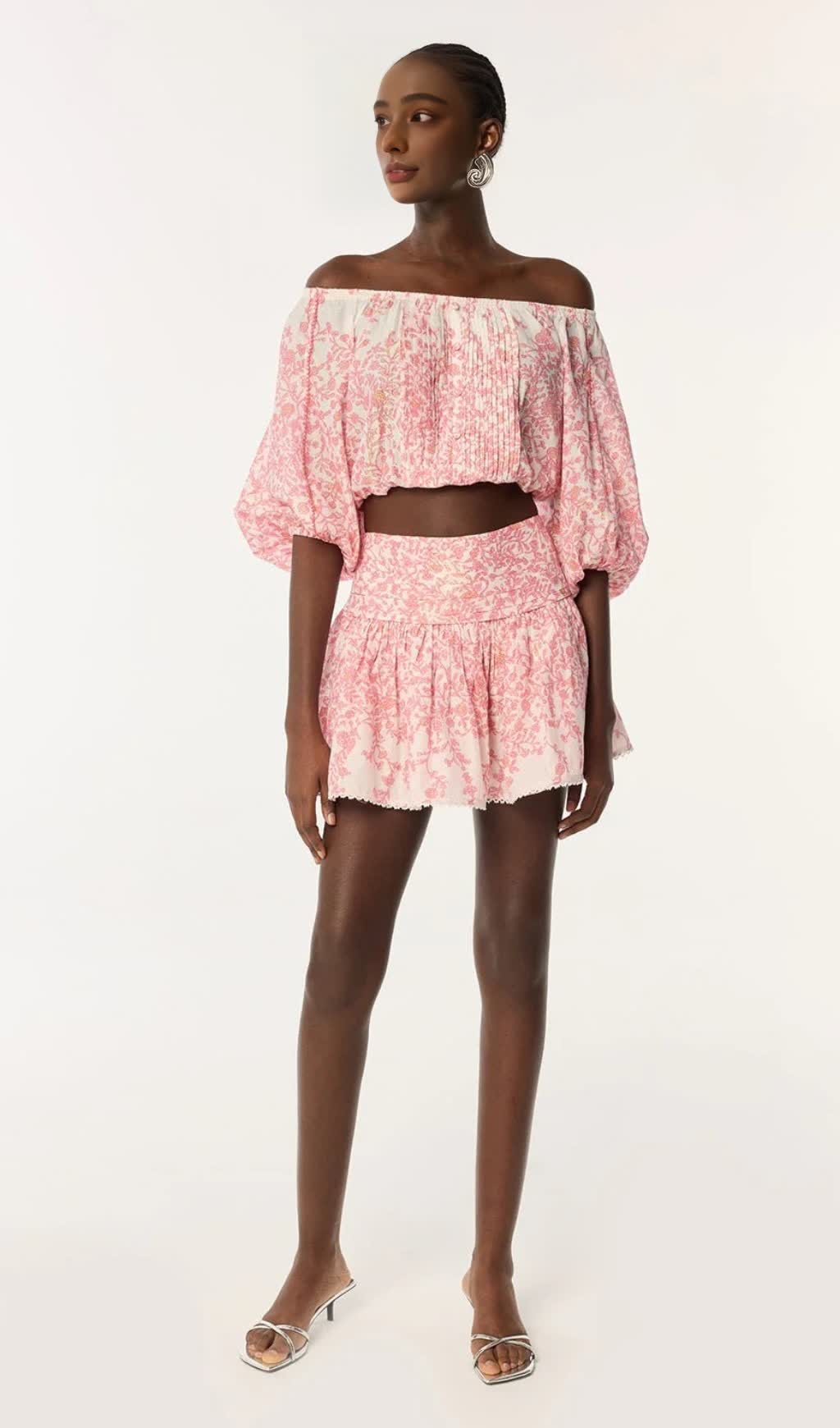 OFF-SHOULDER FLORAL PRINT MINI SKIRT SET IN PINK