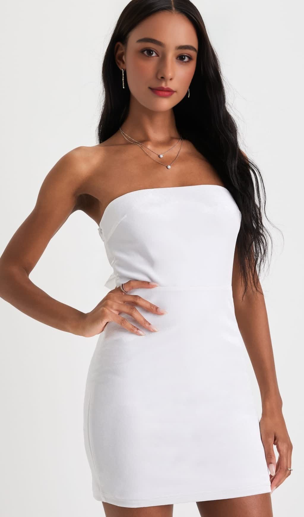 Splendido mini abito in organza con fiocco e senza spalline in velluto bianco