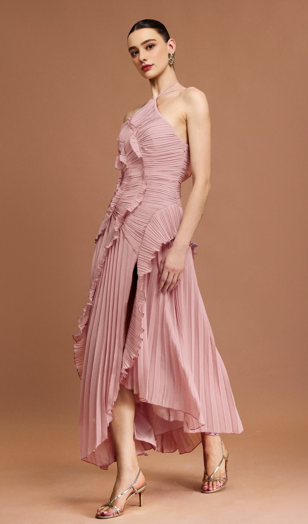 Alva – Ärmelloses Maxikleid mit Falten und Schlitz in Hellrosa