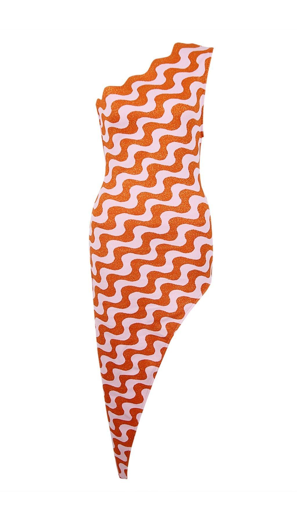 ASYMMETRISCHES, WELLIGES KLEID