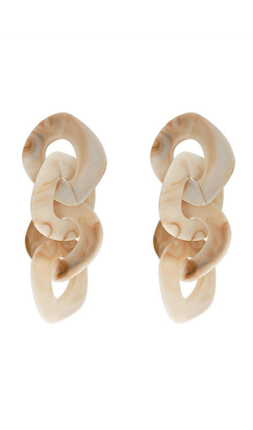 Dekorative Ohrringe aus Acryl