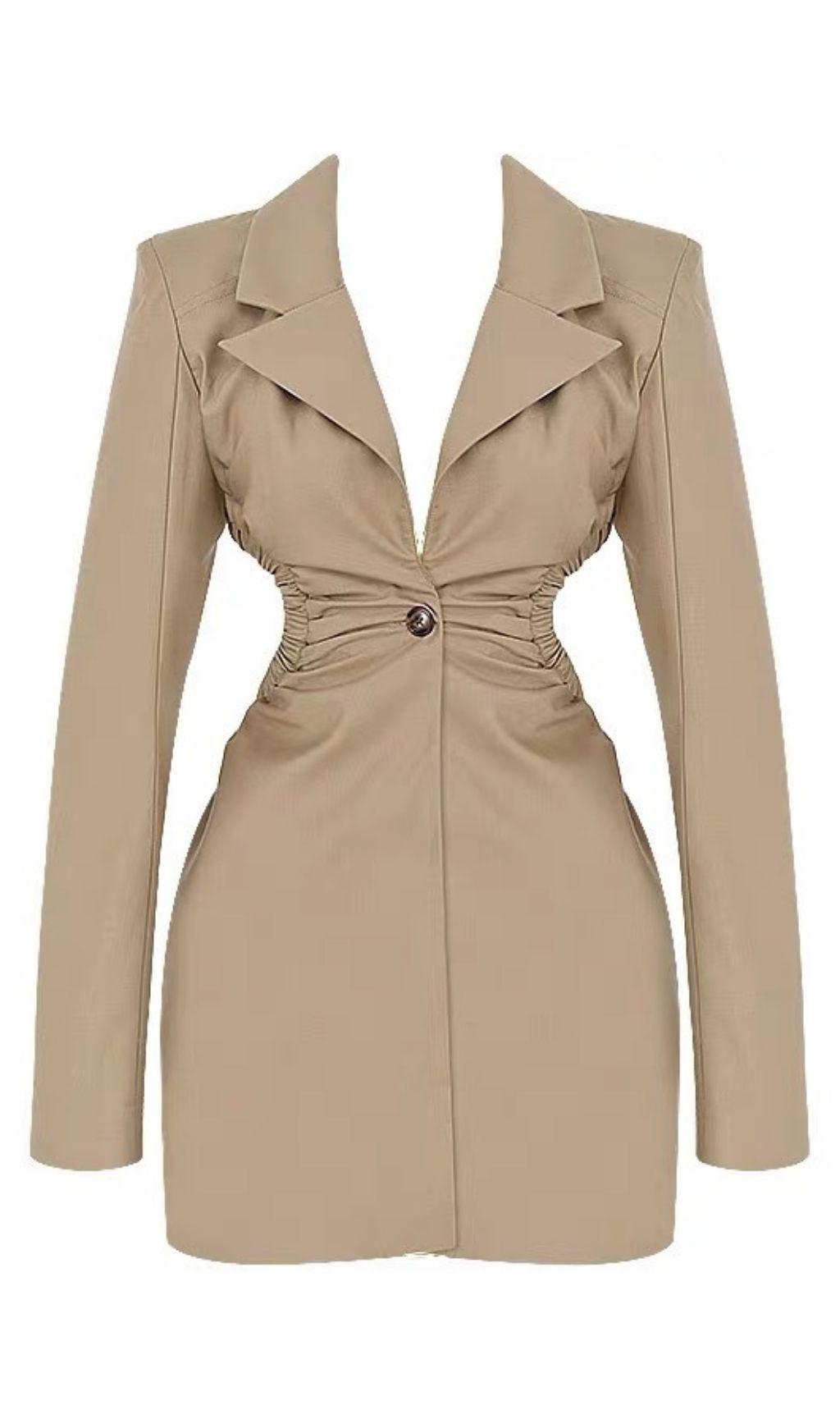 LOW-CUT DRESS WITH LAPEL COLLAR.