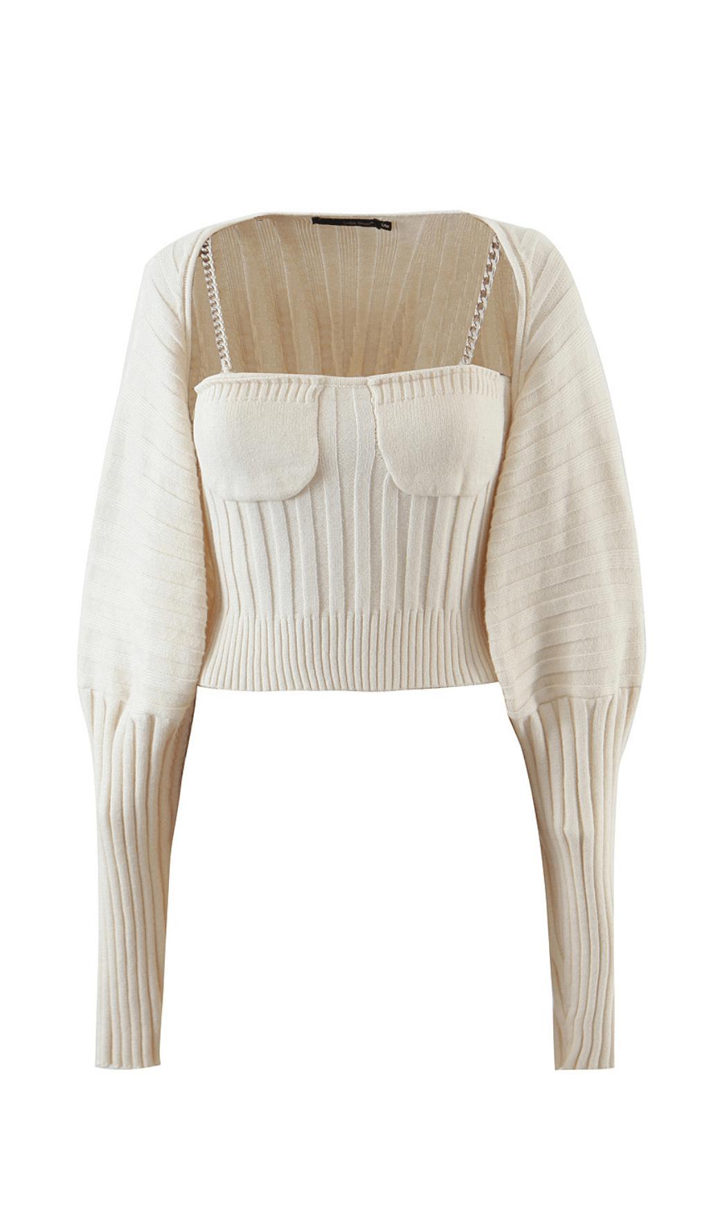 LONG SLEEVE CAMISOLE WITH METAL CHAIN.