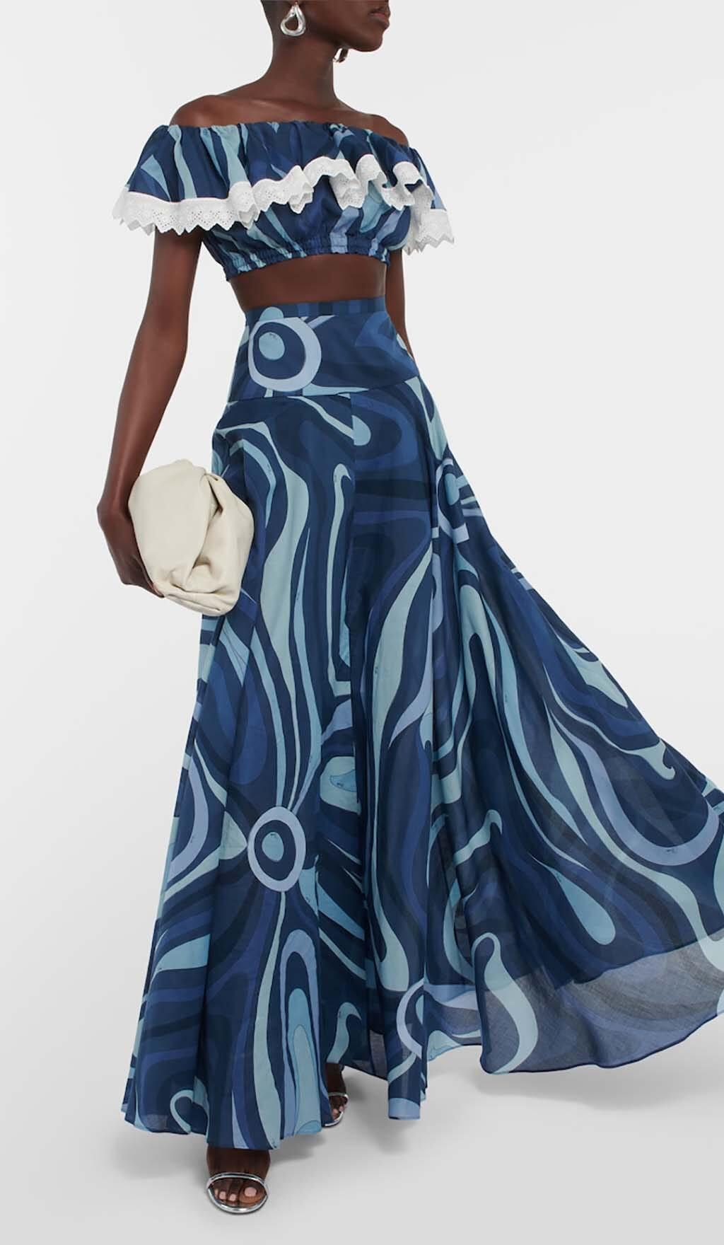 Zweiteiliges Set mit Rüschen und Marmor-Print in Blau
