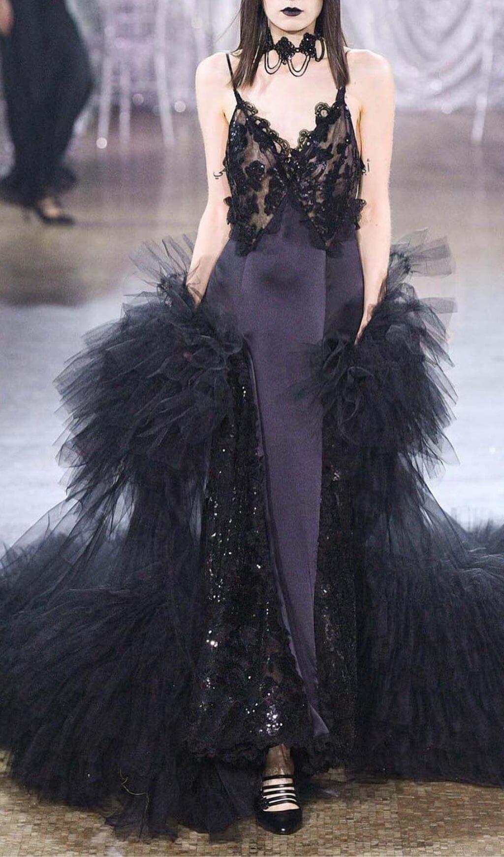 ABITO LUNGO IN PIZZO CON PAILLETTES NERO