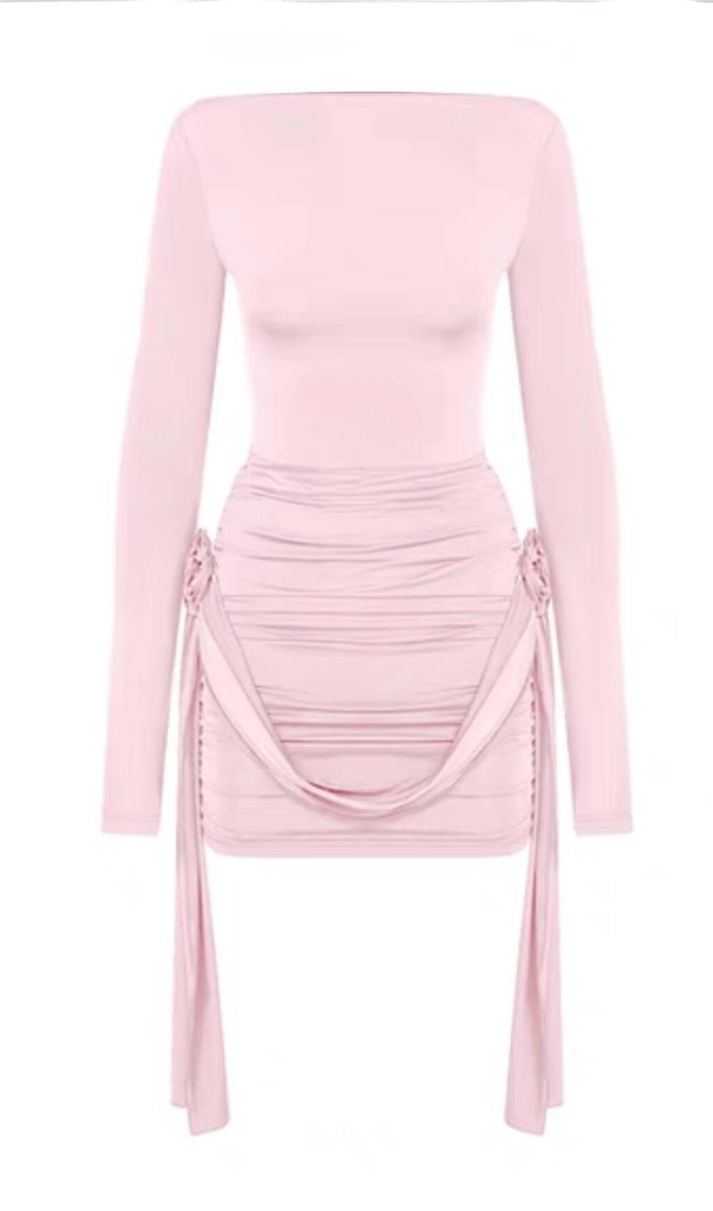 MINIKLEID MIT BLUMENVERZIERUNG IN HELLROSA