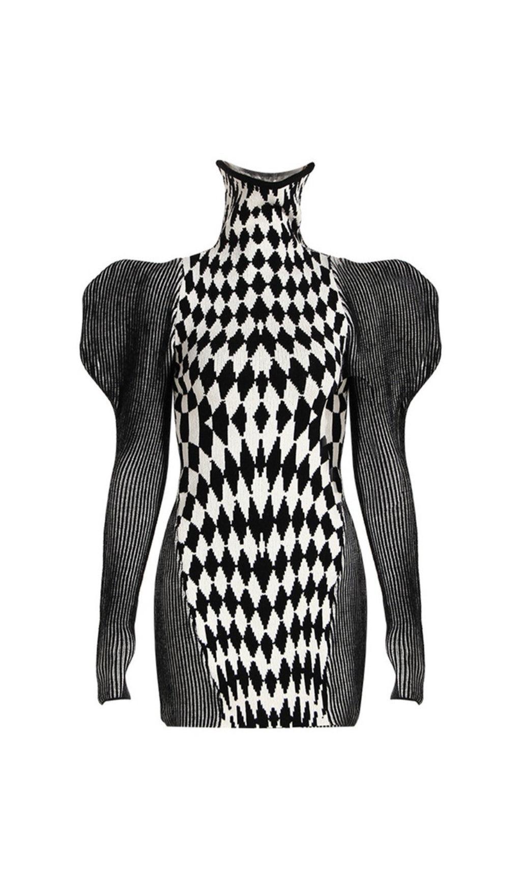 GEOMETRISCHES STRICKKLEID MIT PUFFÄRMELN