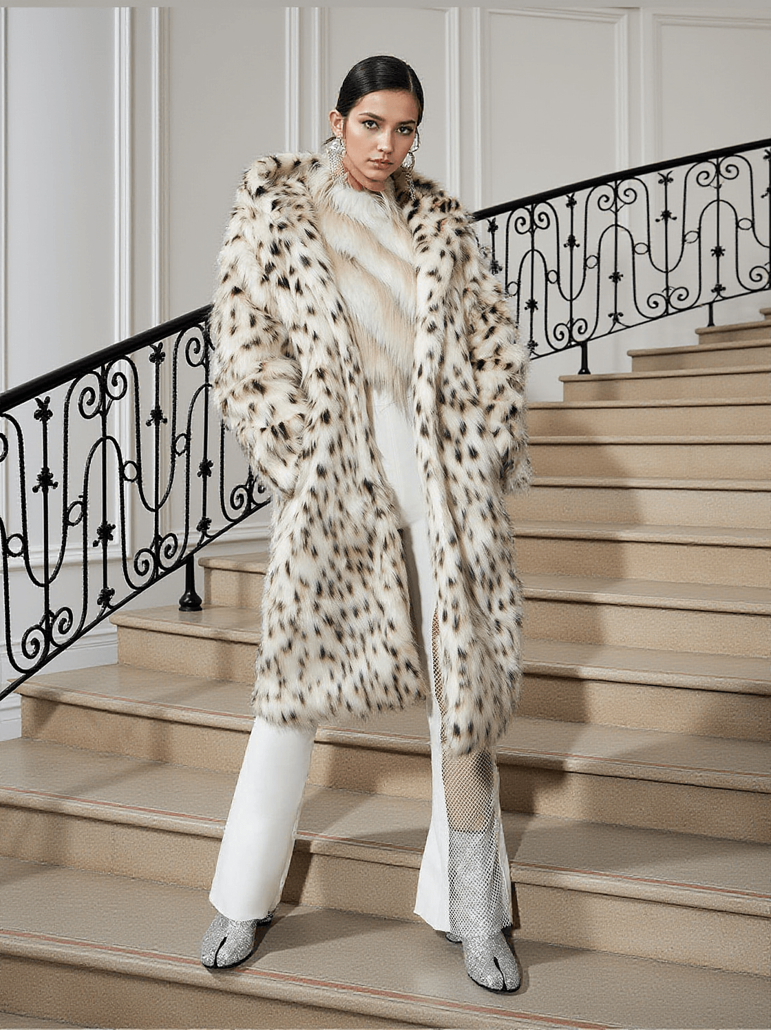 Cappotto con cappuccio in pelliccia sintetica leopardata Talvi