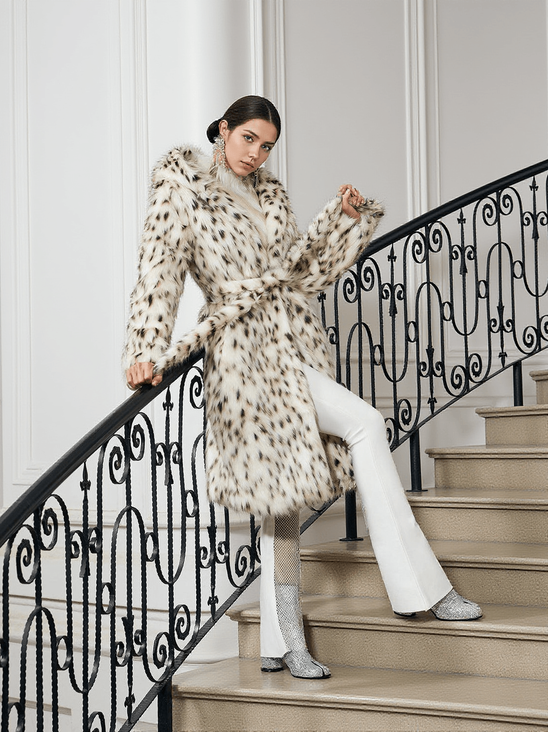 Cappotto con cappuccio in pelliccia sintetica leopardata Talvi