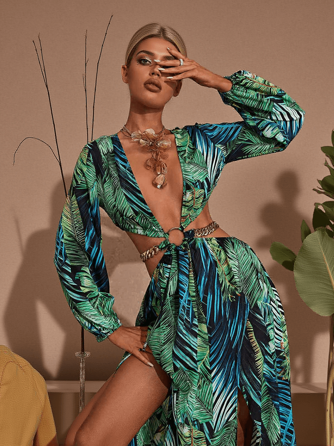 FRANCESCA FLOWER CHOKER