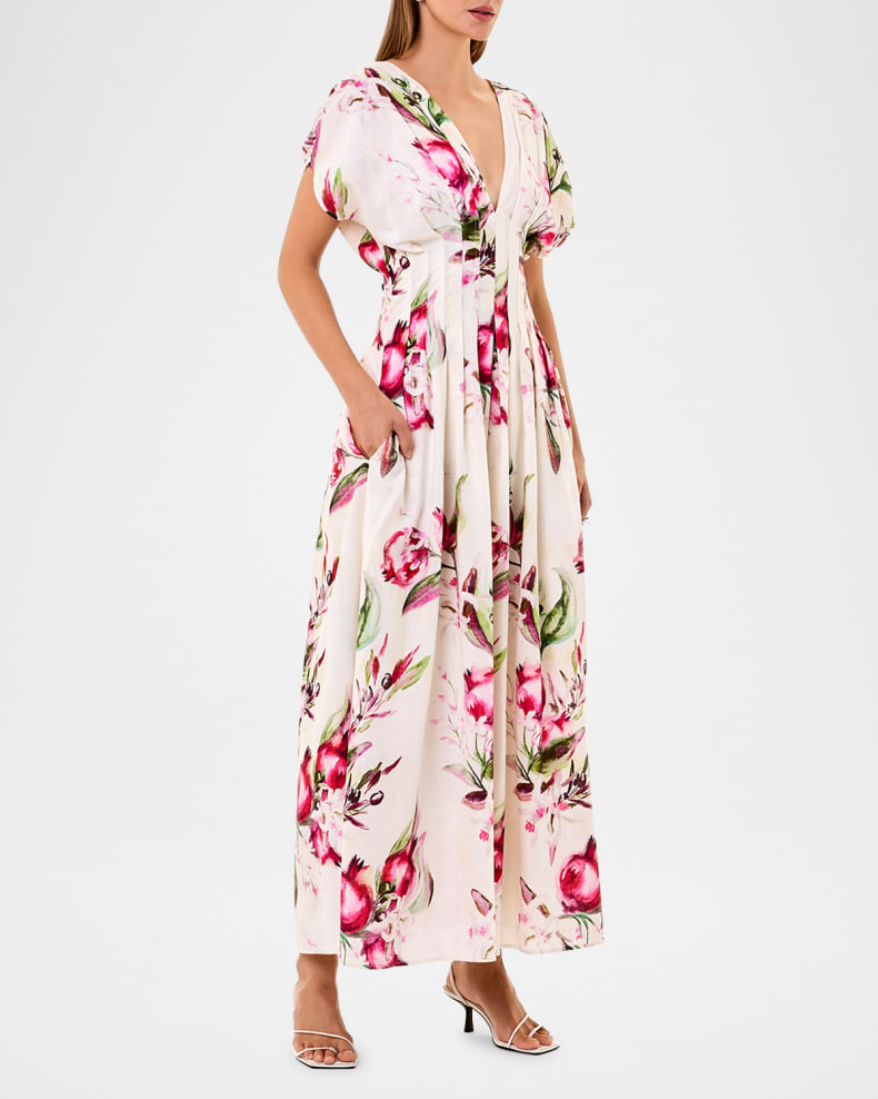 SONYA PLEATED FLORAL PRINT MAXI DRESS IN WHITE