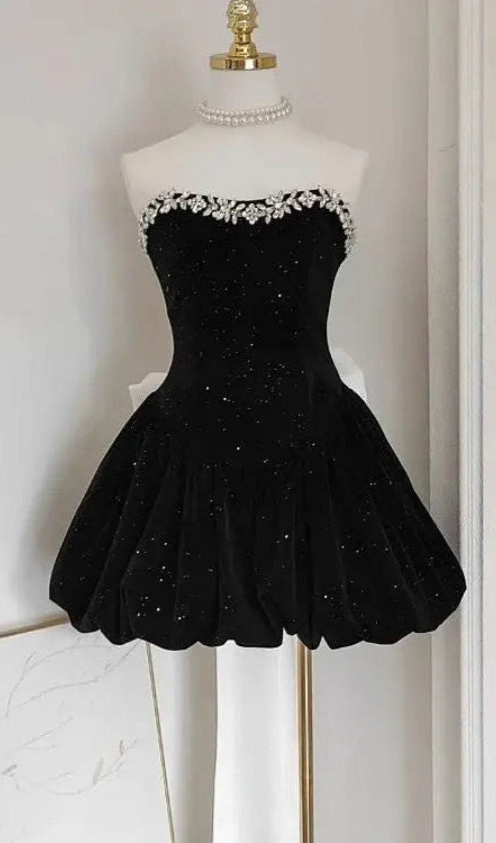 ZAAHIR MINI ABITO SENZA SPALLINE CON FIOCCO DI STRASS E PAILLETTES