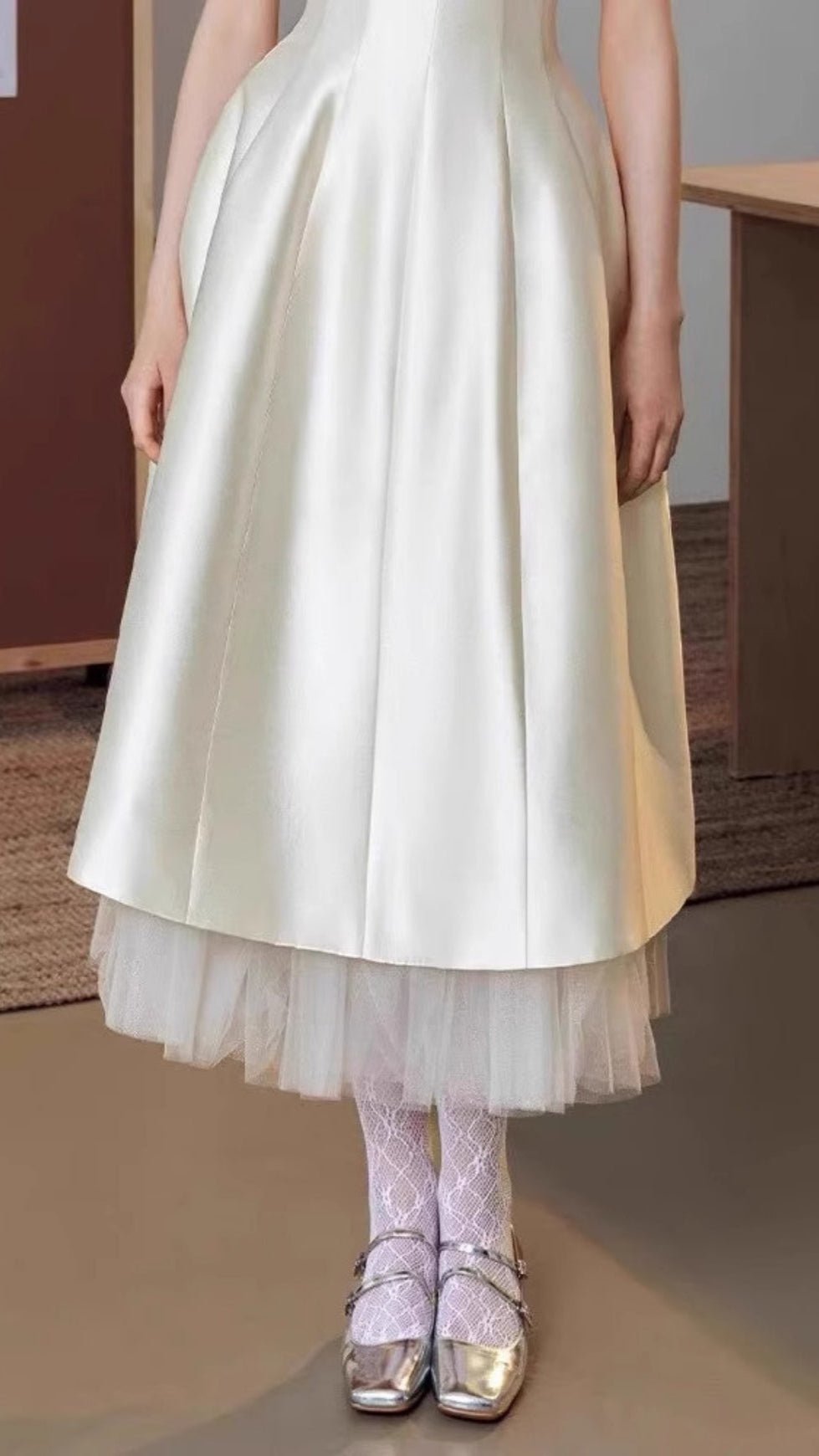 AIIZIE WHITE SATIN STRAPLESS BOW MIDI DRESS - product image