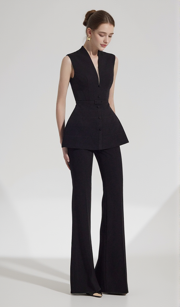 Ärmelloses Set aus Weste und ausgestellter Hose mit weitem Bein in Schwarz