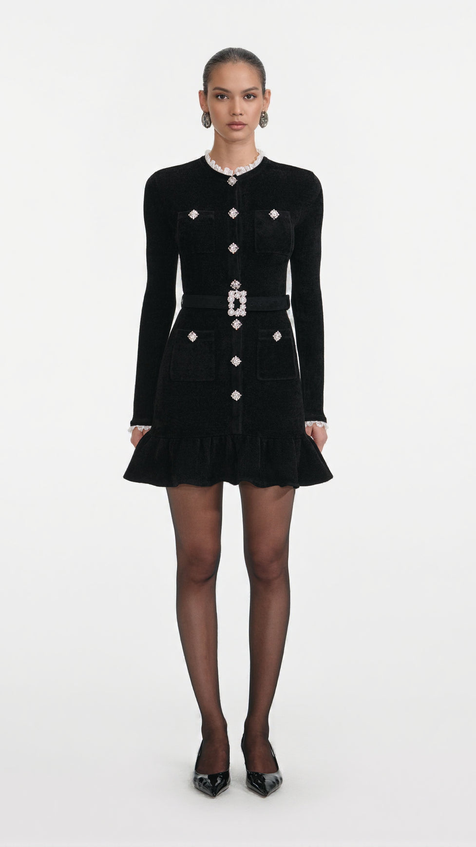 How Do You Create a Timeless Elegant Outfit? AIIZIE Style Guide