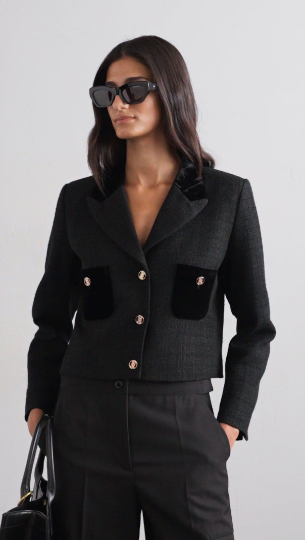 AIIZIE VIC CROPPED BLAZER IN BLACK - product image