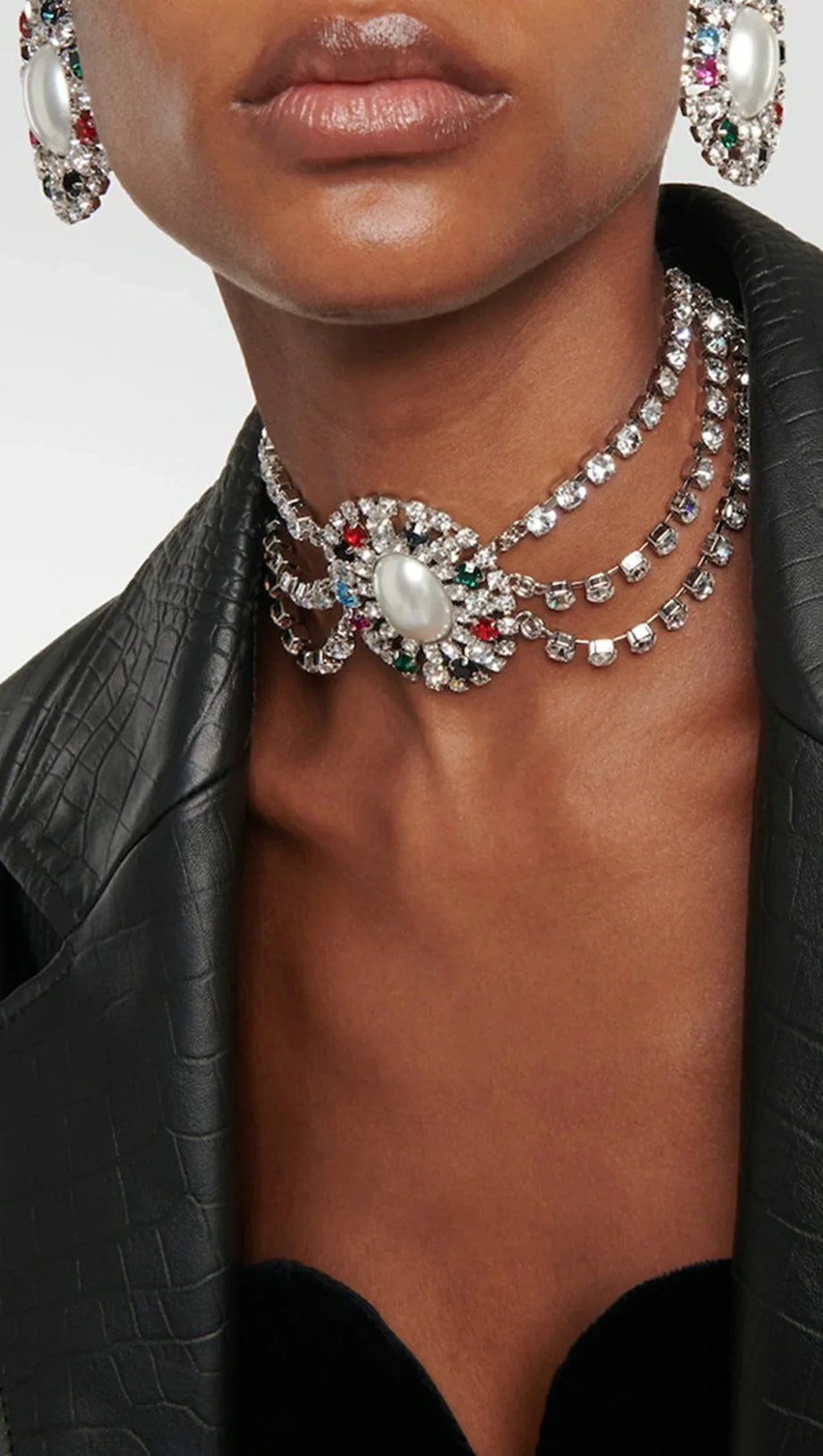 COLLANA A STRATI DI PERLE E DIAMANTI ANSLIE