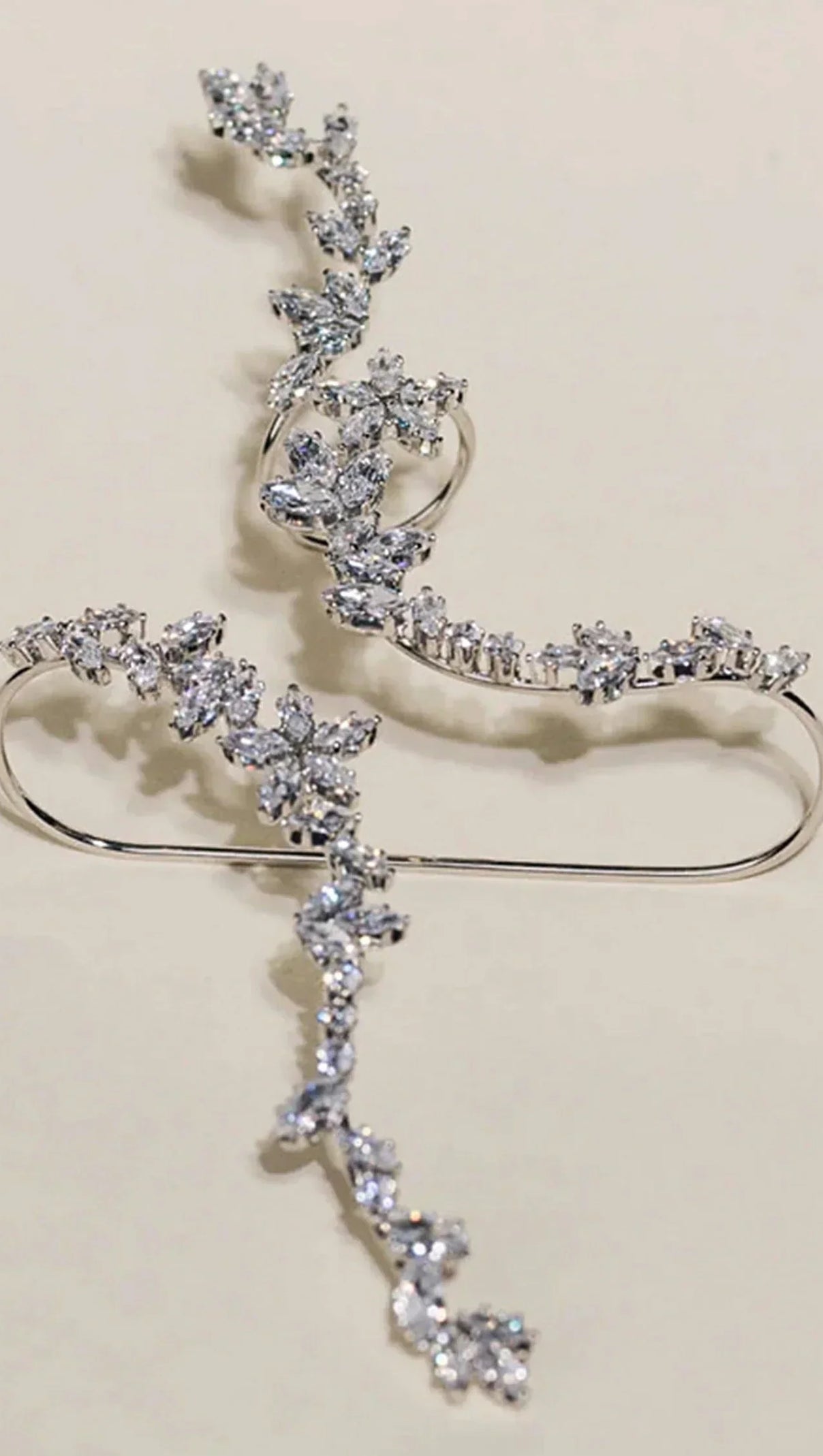AIIZIE ANNALYSSE FLORAL DIAMOND BRACELET - product image