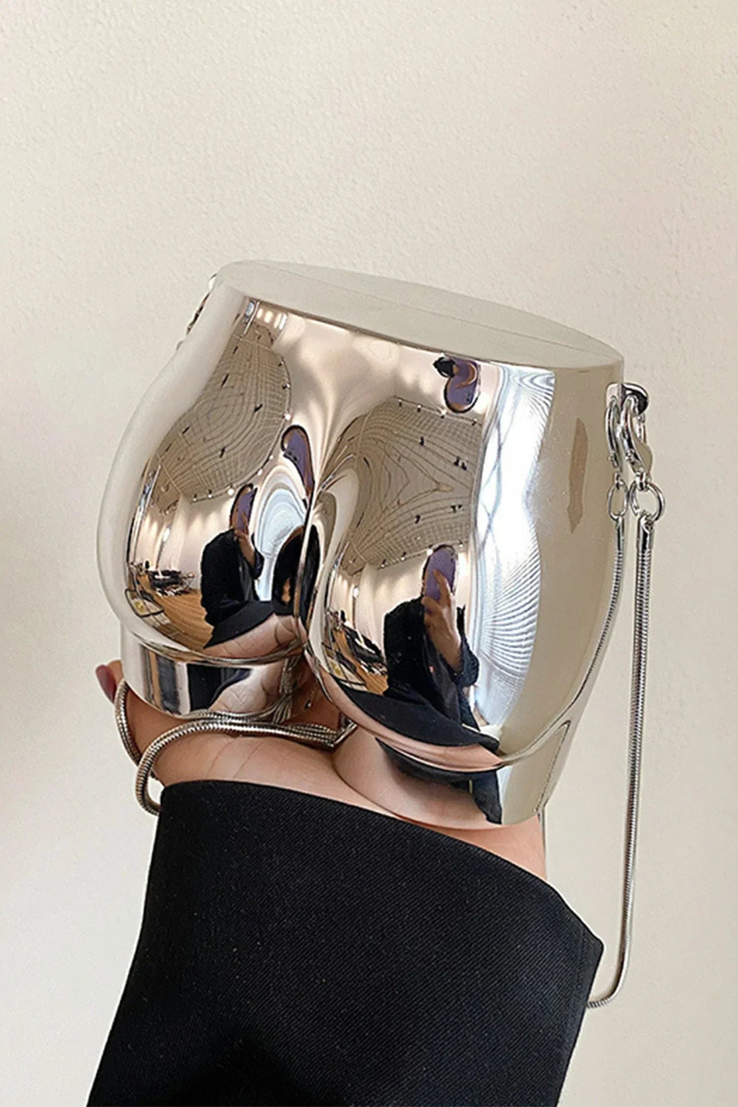 BORSA IN METALLO CON CATENA ANNISTON BUTTOCKS