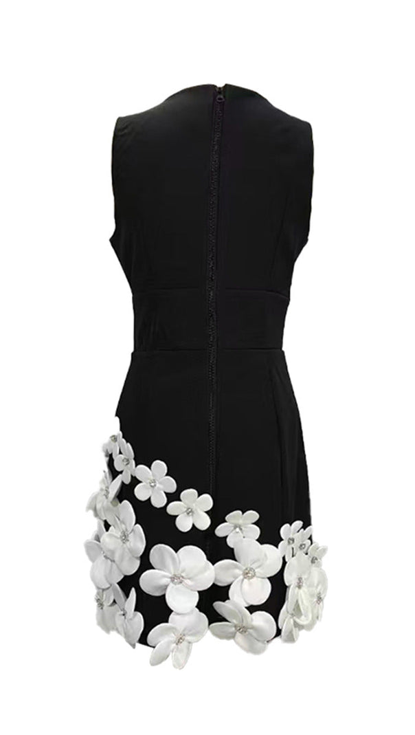 AIIZIE BLACK AND WHITE MINI DRESS - product image