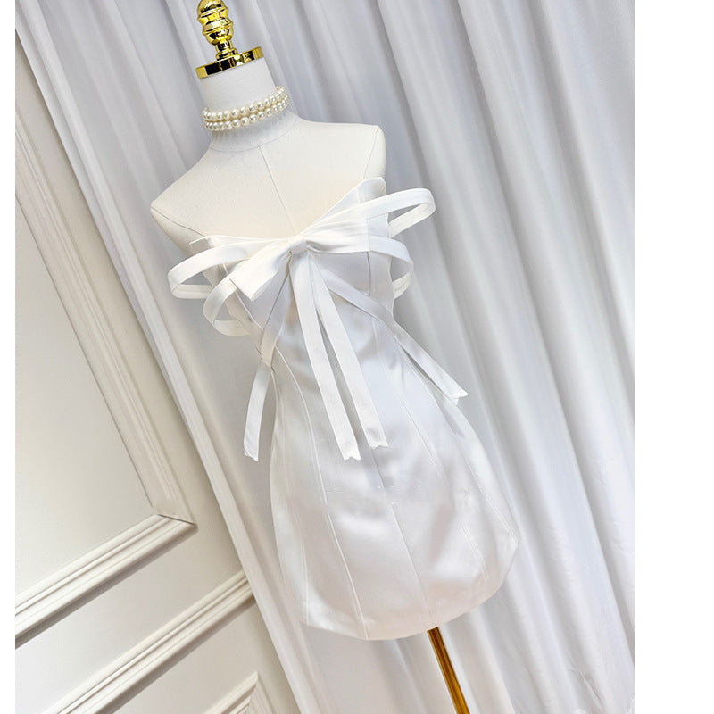 WHITE BOW EMBELLISHED STRAPLESS MINI DRESS