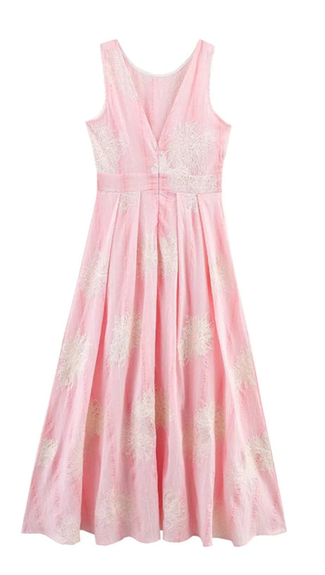 CROCHET SLEEVELESS BACKLESS MAXI DRESS IN PINK