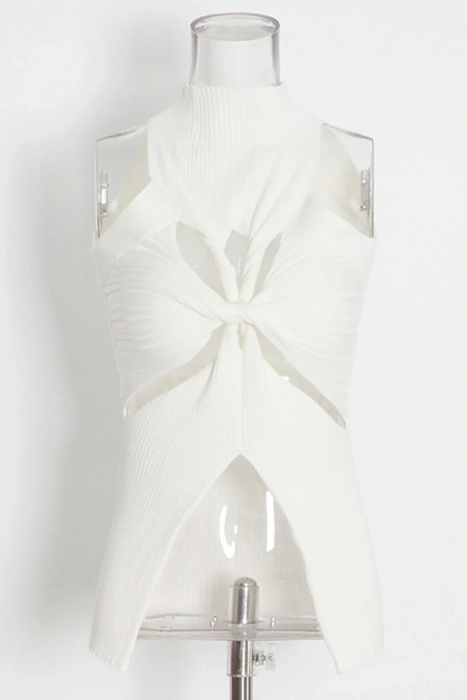 Alyzah Stricktop mit unregelmäßigen Ausschnitten