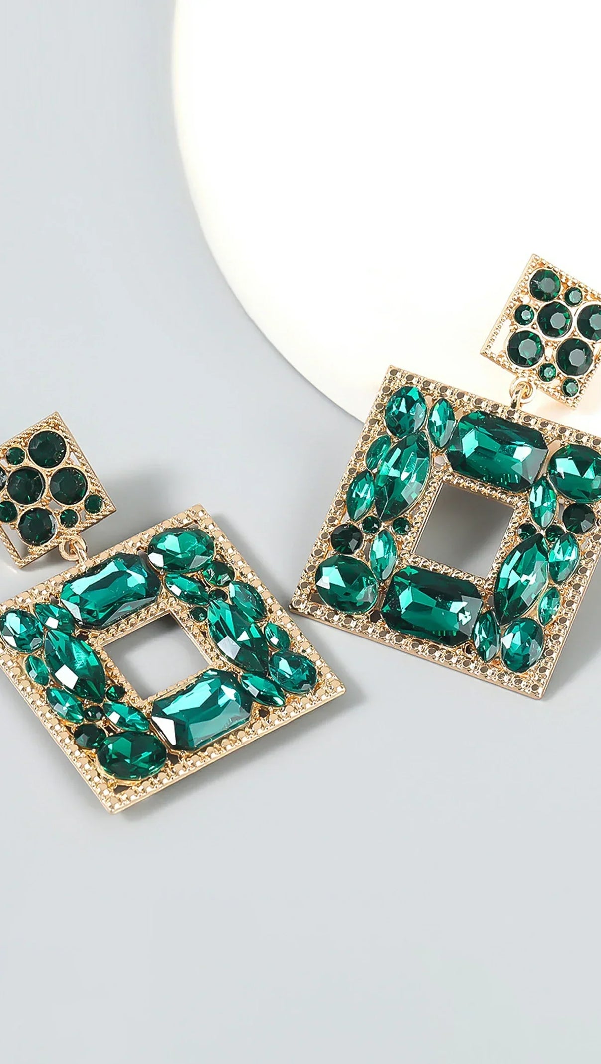 AIIZIE ANNELISE SQUARE CRYSTAL DIAMOND EARRINGS - product image