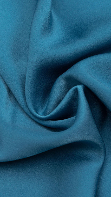 ONE SHOULDER SPLIT THIGH SATIN DRESS IN BLUE