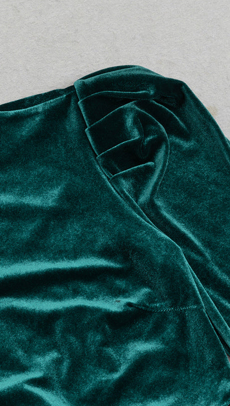 MIDIKLEID AUS PUFFSPITZENSAMT IN GRÜN