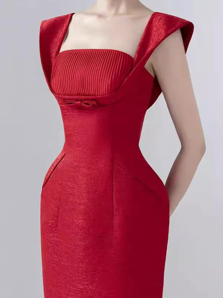 AIIZIE SQUARE NECKLINE BOW MIDI DRESS IN RED - product image