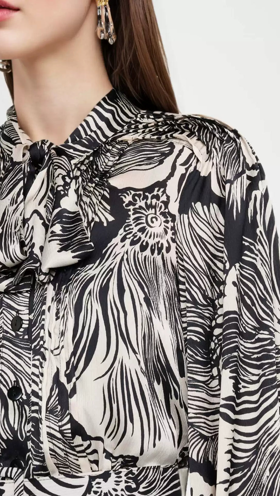 Monochromes Maxi-Hemdkleid mit Blumendruck 