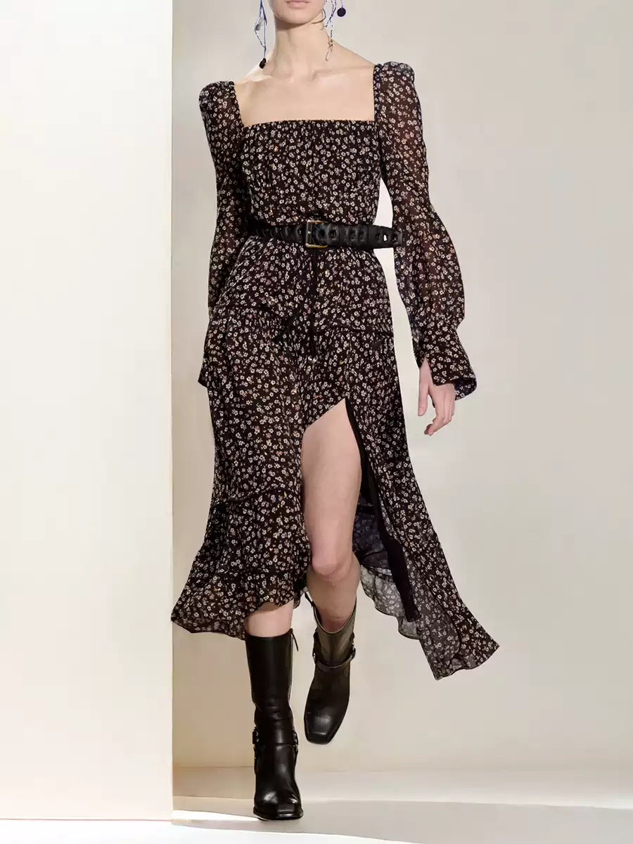 Schwarzes, durchsichtiges Midikleid mit Blumenmuster und gestuften Ärmeln 