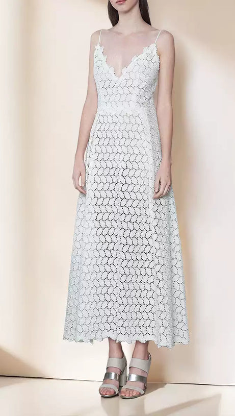 WHITE LACE SPAGHETTI STRAP MAXI DRESS