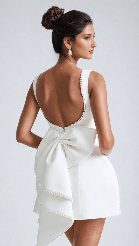 TRISTA BOWKNOT PEARL BACKLESS MINI DRESS IN WHITE