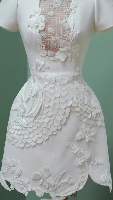VALERIE EMBROIDERED 3D FLOWER MINI DRESS IN WHITE