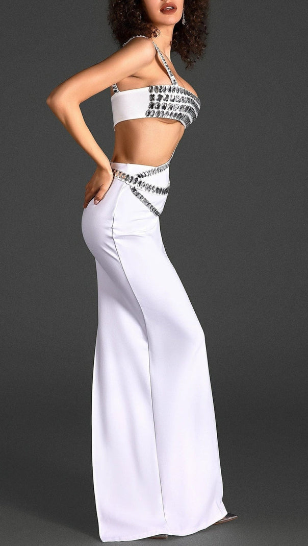 AIIZIE CRYSTAL TWO-PIECE SET IN WHITE - product image