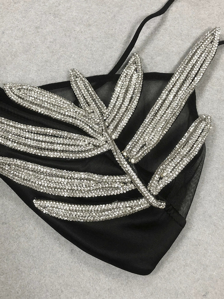 AIIZIE VIEBY LEAF CRYSTAL BRALETTE IN BLACK - product image
