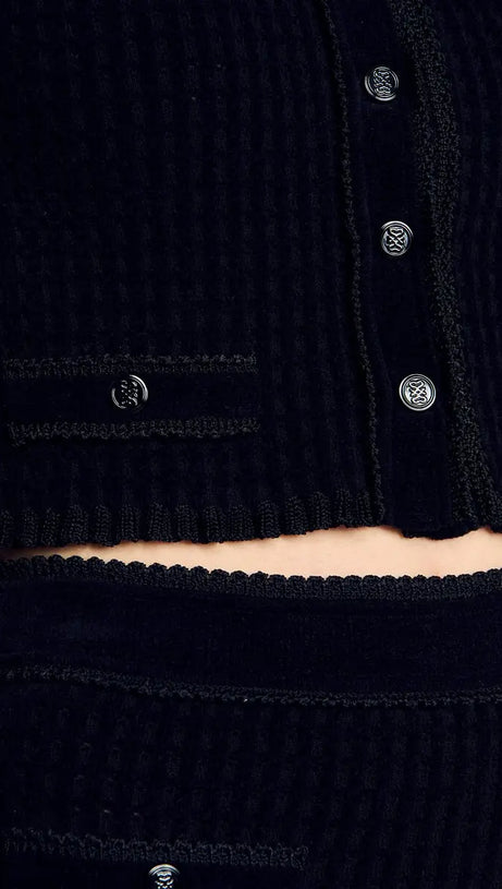 VELVET-TEXTURE CROPPED KNITTED CARDIGAN IN NOIR