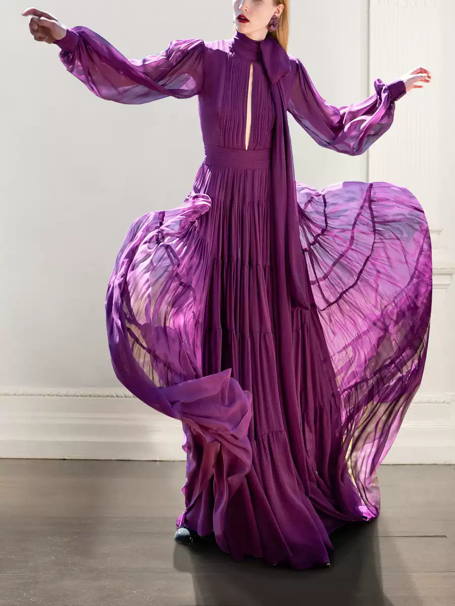 Pueple Maxikleid: Schmal geschnittenes, luxuriöses Abendkleid für Grace