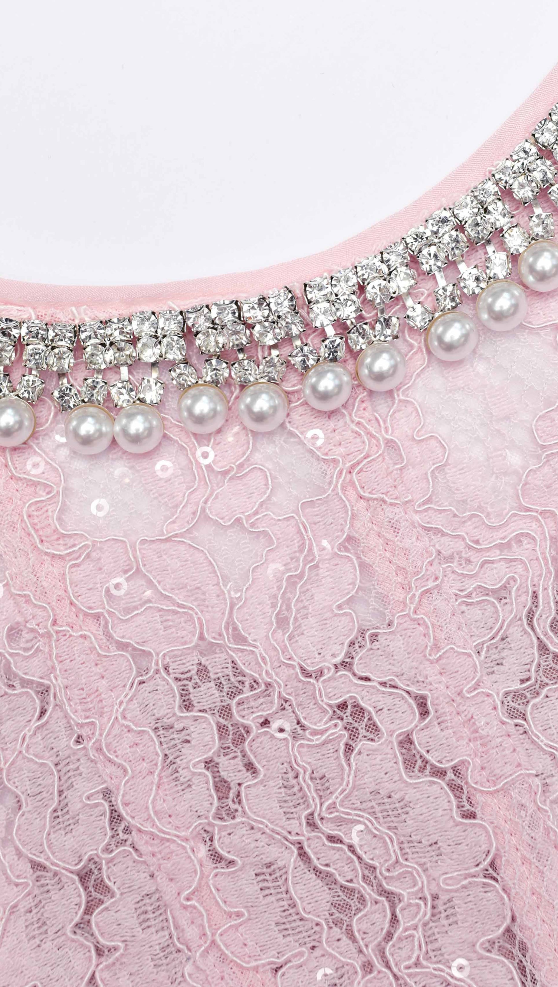 Midikleid aus floraler Spitze mit Pailletten in Rosa